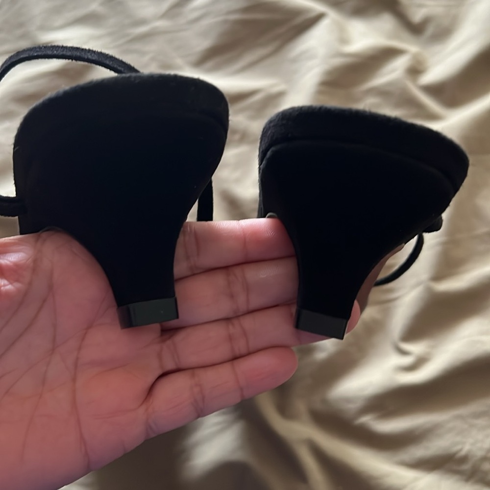 PRICE IS FIRM - Doen Black Strappy Kitten Heel Sandals - Picture 7 of 11